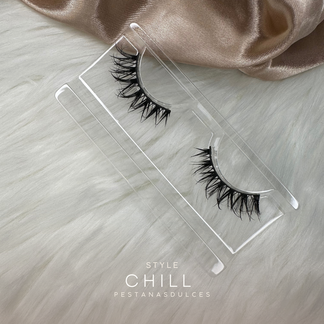 CHILL dramatic natural wet-look false eyelash strips – reusable strip lashes
