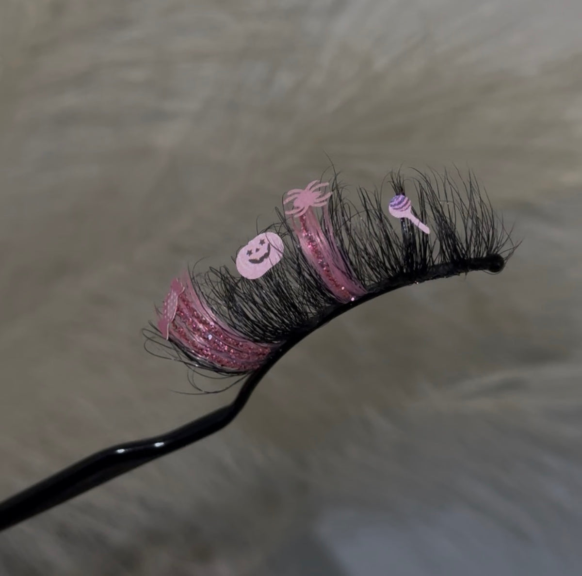 Spooky Halloween dramatic false eyelash strips