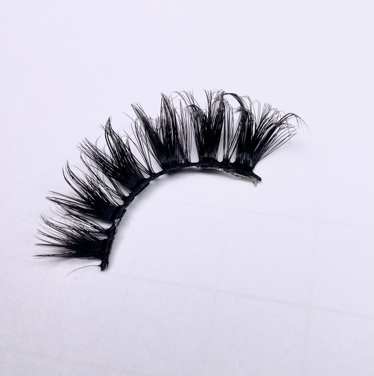 Honey False Eyelash Strips – Natural Wispy Strip Lashes, Reusable