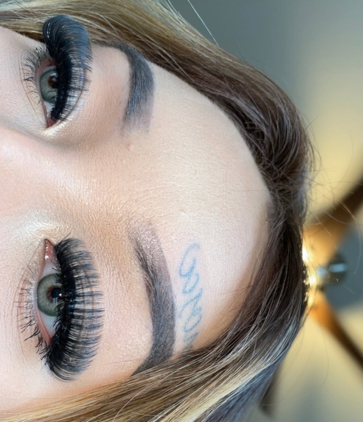 Playboy False Eyelash Strips – Curly Strip Lashes, Lash Extension Look